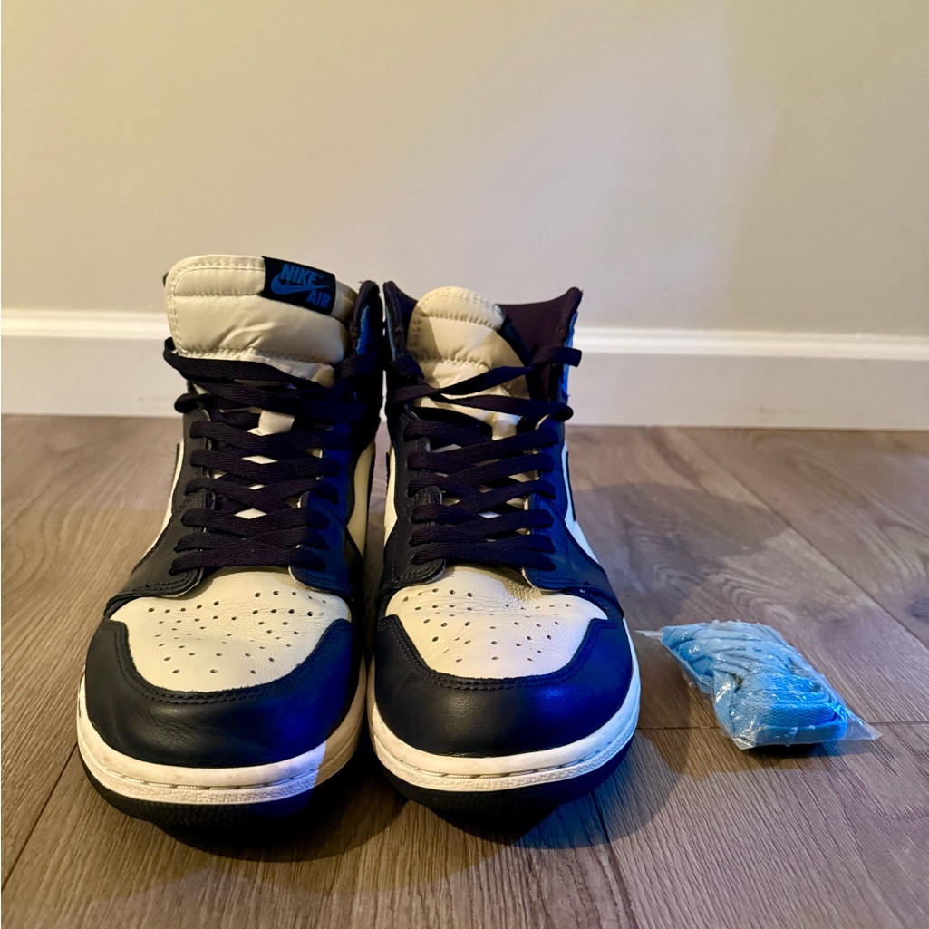 Air Jordan 1 Retro High Og “Obsidian / University Blue” Size 11.5